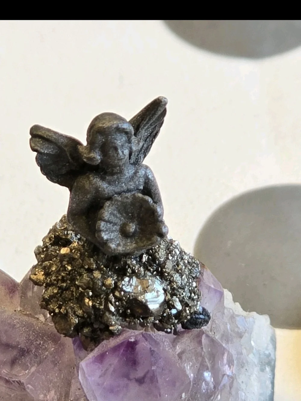 VINTAGE ANGEL AMETHYST CRYSTAl